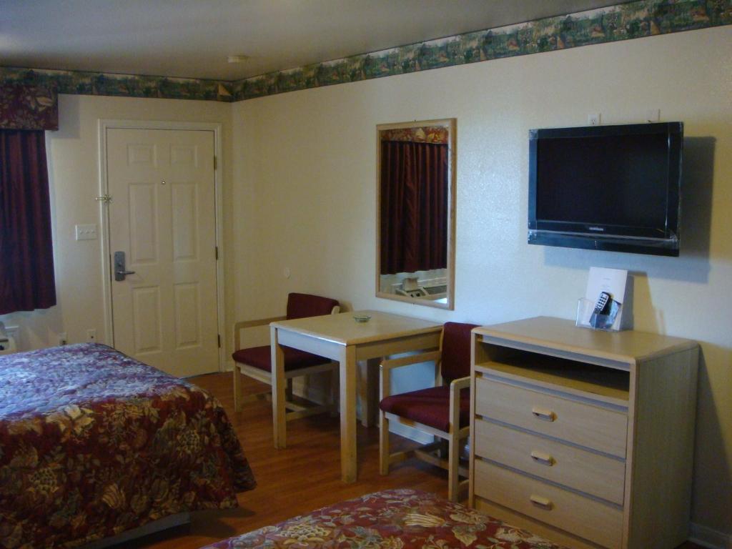 Eagle Pass Inn Экстерьер фото